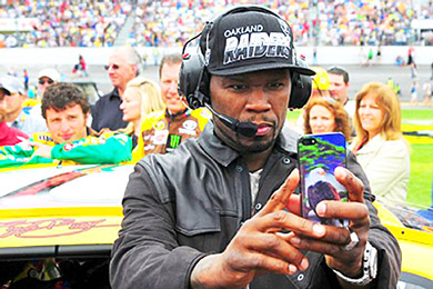 50 Cent: SMS Audio будет партнером Swan Racing