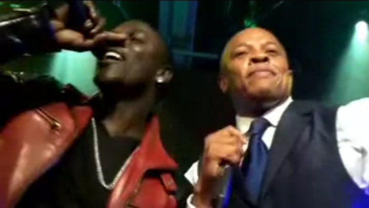 Dr. Dre, Snoop Dogg & Akon - Kush Live at Interscope's Grammy 2011 After Party