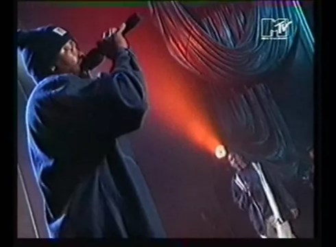 Dr. Dre & Snoop Dogg - Nuthin' But A "G" Thang live MTV Movie Awards 1993