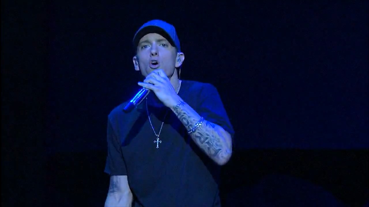 Eminem - Beautiful & Lose Yourself on Jimmy Kimmel Live 2009