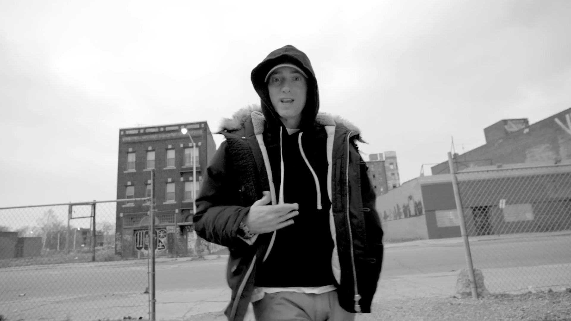 Eminem - Detroit Vs. Everybody (ft. Royce da 5'9", Big Sean, Danny Brown, Dej Loaf, Trick Trick)