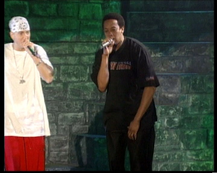 Eminem ft. Dr. Dre - Forgot About Dre live Santa Monica, California 2001