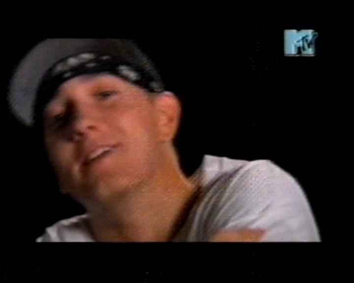 Eminem - Концерт сюрприз на премьере фильма 8 Миля в Детройте 2002 от MTV Группа продленного дня