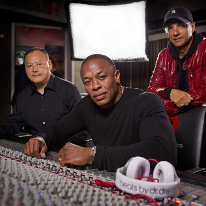 Dr. Dre: Apple официально купила Beats!