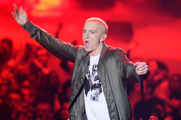 Eminem и Rihanna запустили рекламу тура!