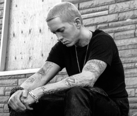 Eminem: Дом с обложки немного подгорел